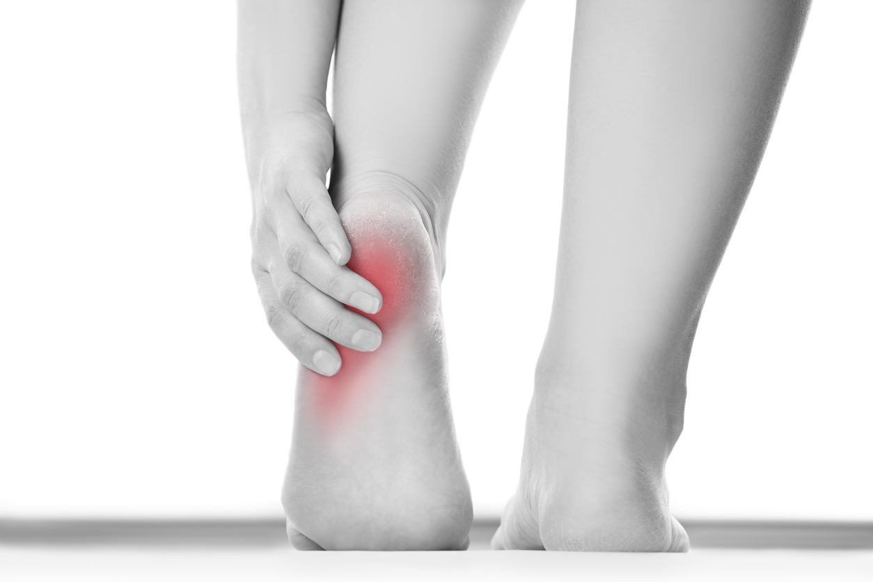 Heel pain and other types of foot pain | Voltaren MENA